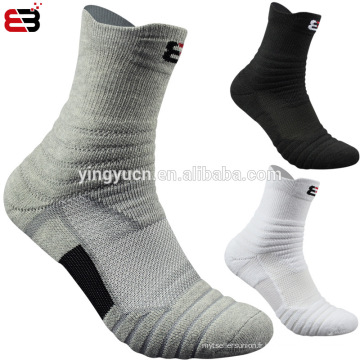 2019 chaussettes de basket-ball d&#39;élite longues épaissies serviettes pour hommes en coton chaussettes de badminton de course en plein air professionnelles